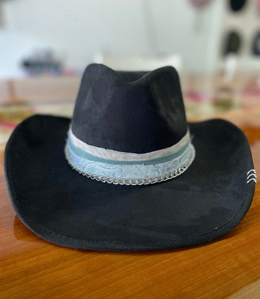 Curved cowgirl hat