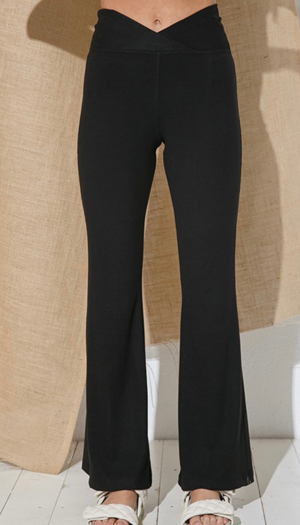 Ribbed Crossover Design Flare Leggings